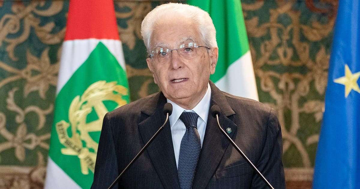 Violenza sulle donne, Mattarella: “Basta a questa barbarie sociale, occorrono azioni di prevenzione”