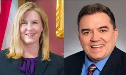 Minneapolis, finto poliziotto apre il fuoco su due politici democratici