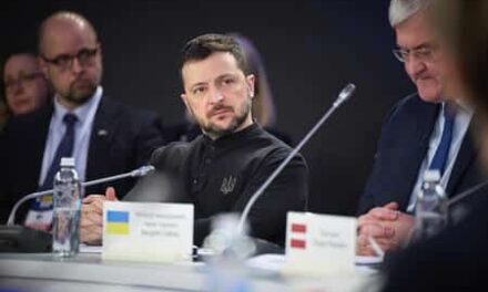 Guerra in Ucraina, Kiev colpisce per la terza volta il ponte di Crimea