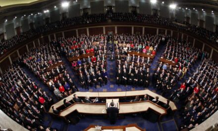 Stati Uniti in shutdown. Governo federale paralizzato per lo scontro su bilancio e sanità