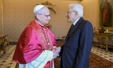 Il presidente Mattarella in visita ufficiale in Vaticano ha incontrato il  Papa