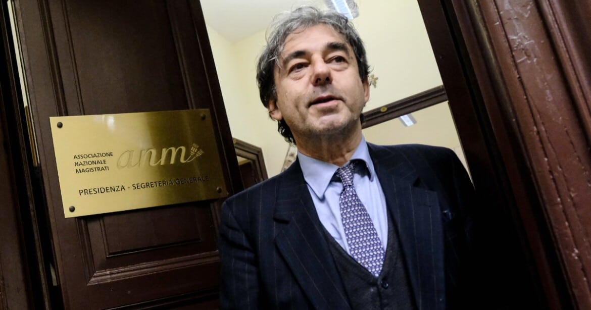 Meloni al Meeting di Rimini, esplode la polemica: Anm e opposizioni contro la premier