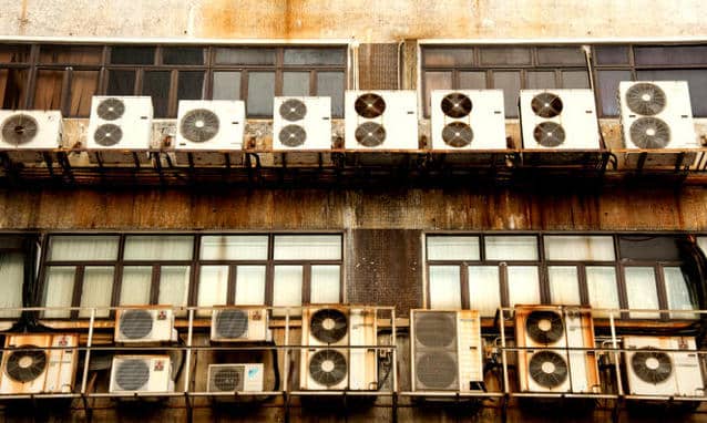 E’ scontro politico in Francia sull’aria condizionata