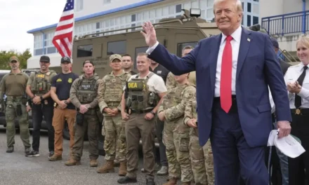 Trump ordina l’invio di truppe federali a Portland: «Useremo la piena forza se necessario»