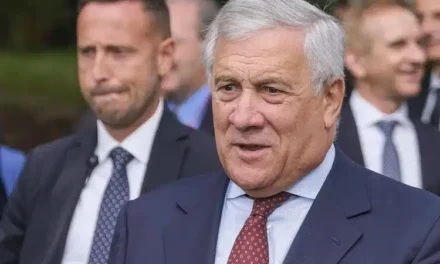 Crisi in Forza Italia: tensioni interne e possibile cambio alla guida del Senato