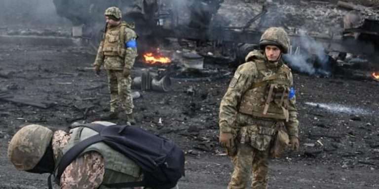 Kharkiv, droni russi colpiscono un asilo: sei morti in Ucraina, tra le vittime un bambino e una neonata