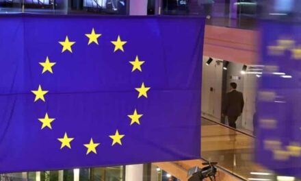 Concorsi Epso sotto accusa: il Parlamento europeo denuncia discriminazioni e carenze nel sistema di selezione