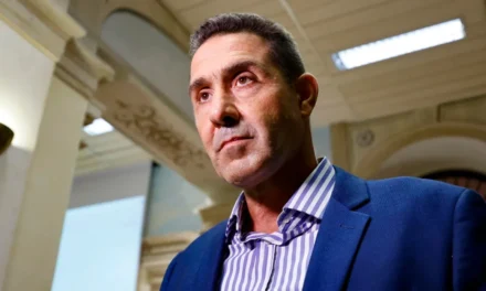 Vannacci registra “Futuro Nazionale”: nuovo progetto politico all’orizzonte?