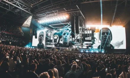 Gli Oasis si fermano di nuovo: “È tempo di riflessione”