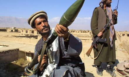 Accordo miliardario tra Pakistan e Libia: venduti caccia e armi nonostante l’embargo ONU