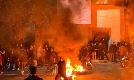 Iran, fino a 30 mila manifestanti uccisi in due giorni secondo fonti interne