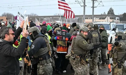 Minneapolis, sparatoria durante un intervento Ice: Trump difende gli agenti, i Democratici chiedono un’indagine