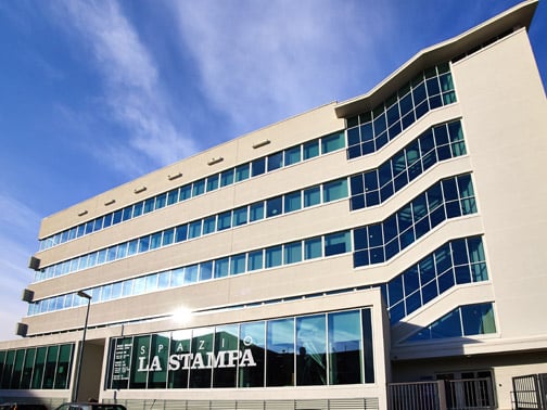 La Stampa verso il gruppo Sae: Gedi avvia la trattativa esclusiva per la cessione del quotidiano