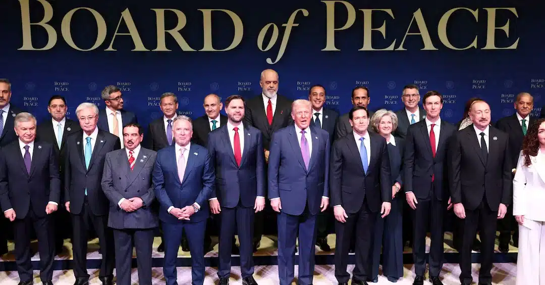 Washington, Trump lancia il “Board of Peace”