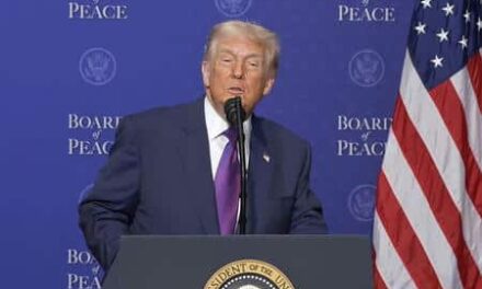 Trump avverte l’Iran e lancia il Board of Peace: ultimatum di 10 giorni e 10 miliardi per Gaza
