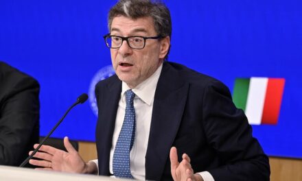 Giorgetti chiede all’Europa misure straordinarie per frenare il caro energia