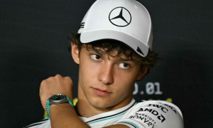 Antonelli da record: pole nel GP Cina e l’Italia torna davanti dopo 17 anni